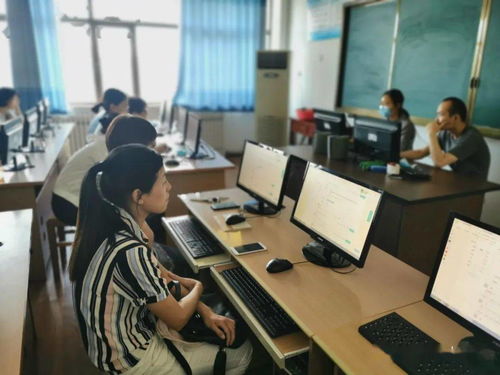 加強(qiáng)信息技術(shù)培訓(xùn)，賦能教師智慧教學(xué)發(fā)展